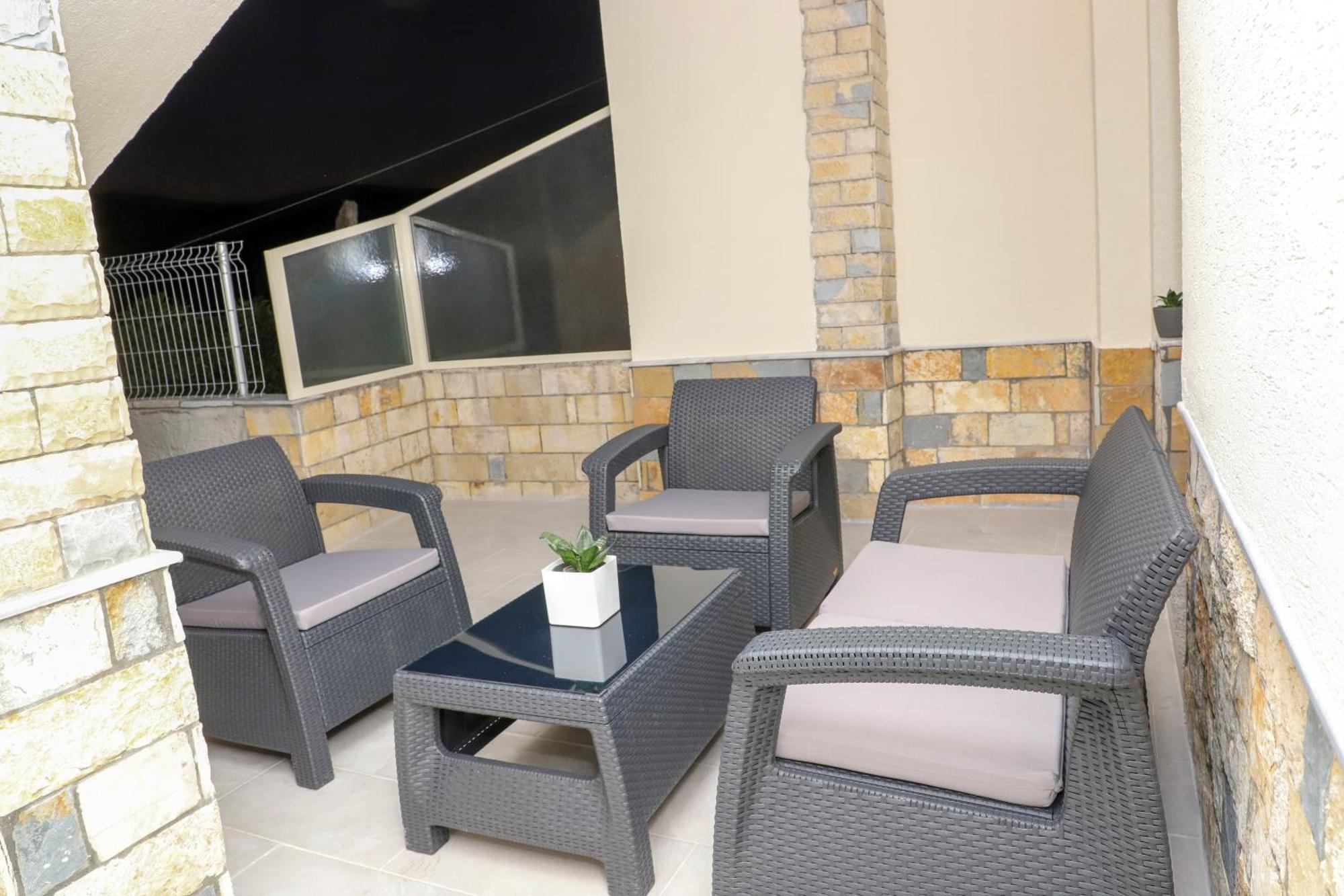 Guesthouse Kazazi Berat Dış mekan fotoğraf
