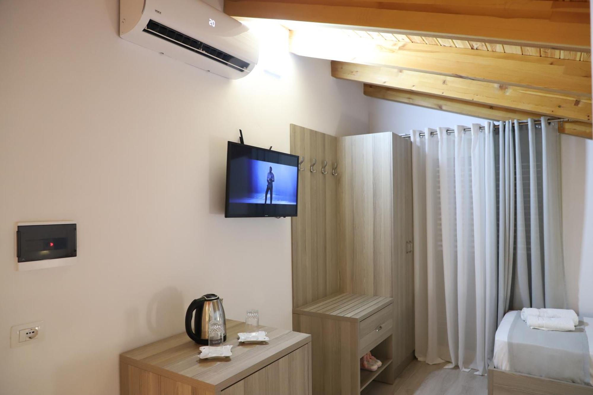 Guesthouse Kazazi Berat Dış mekan fotoğraf