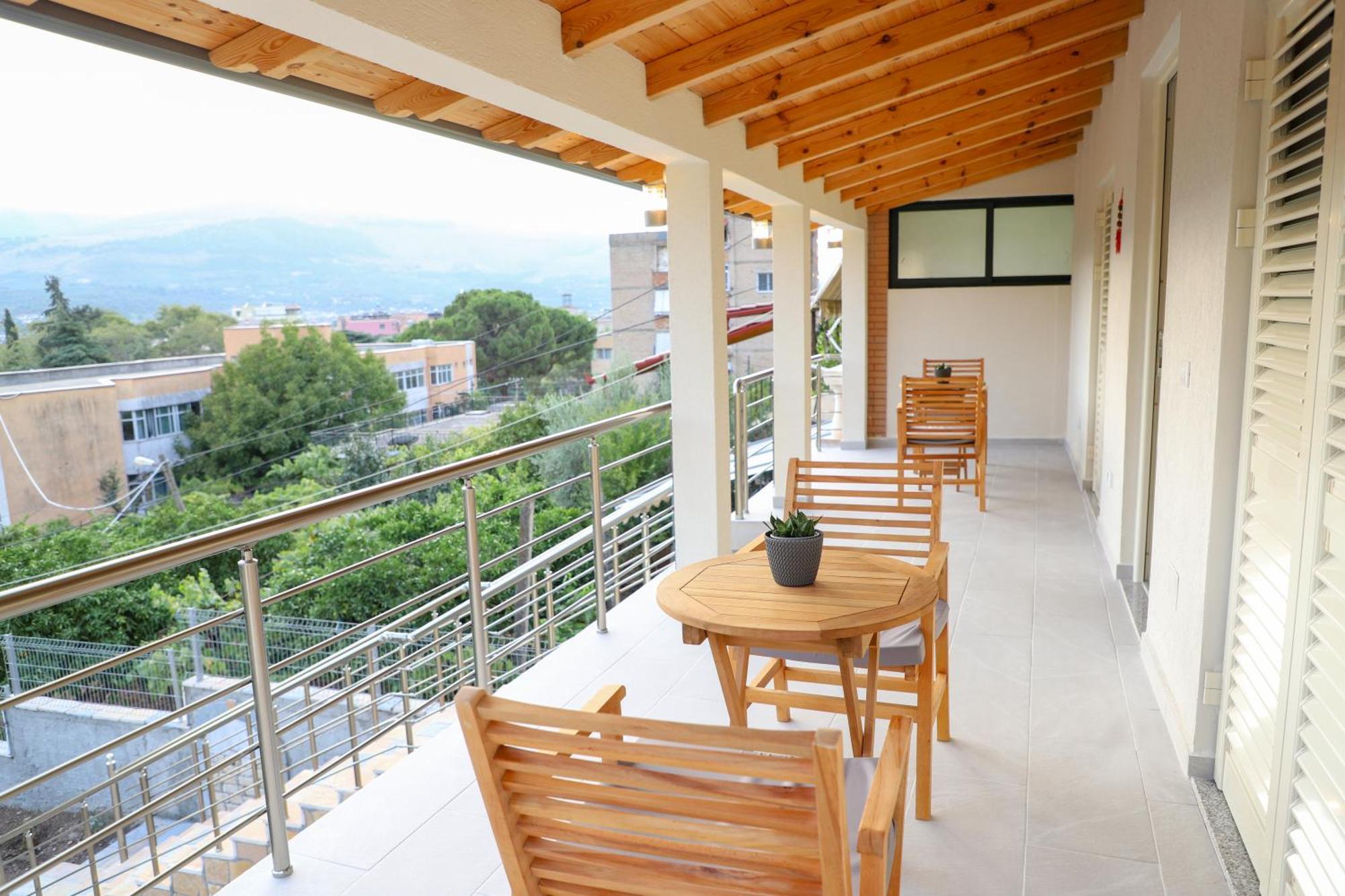 Guesthouse Kazazi Berat Dış mekan fotoğraf