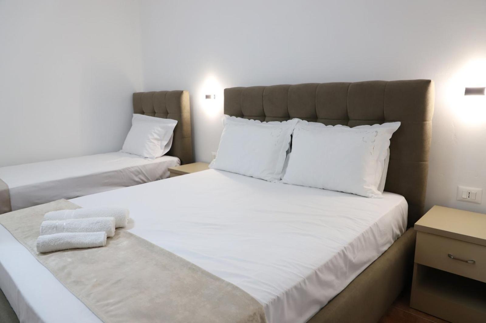 Guesthouse Kazazi Berat Dış mekan fotoğraf